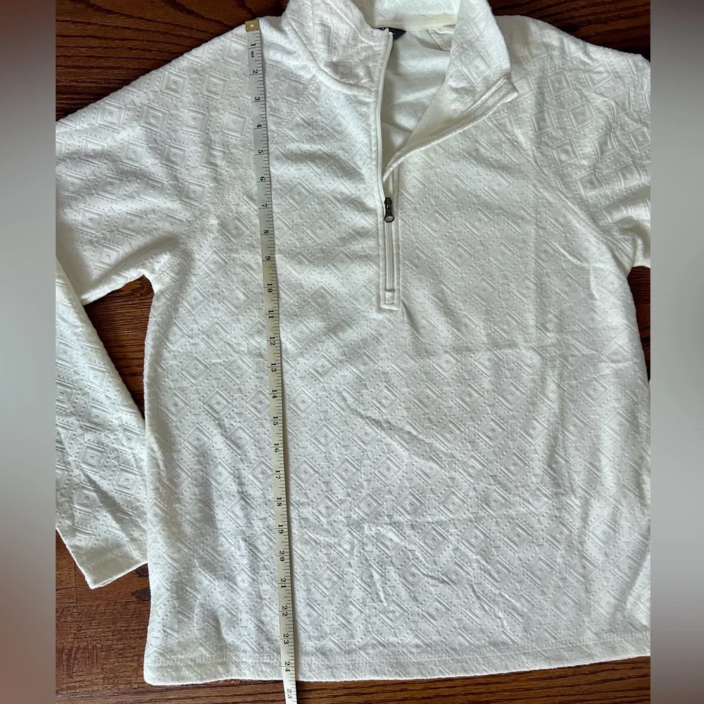 Eddie Bauer Women's Quarter Zip Polar Fleece Ivory Embossed. Size: Small - Picture 8 of 10